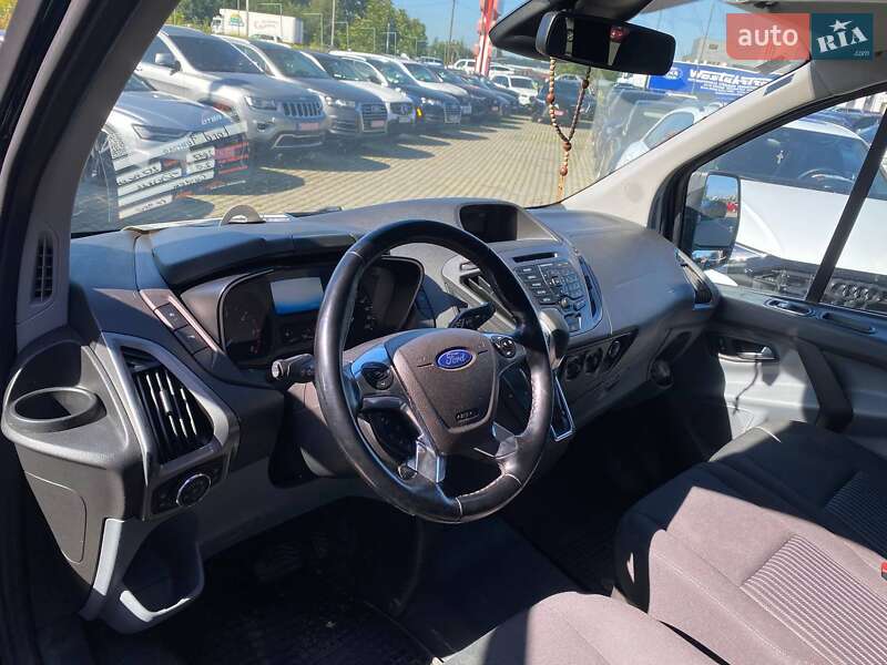 Минивэн Ford Tourneo Custom 2017 в Львове фото 11 Минивэн Ford Tourneo Custom 2017 в Львове