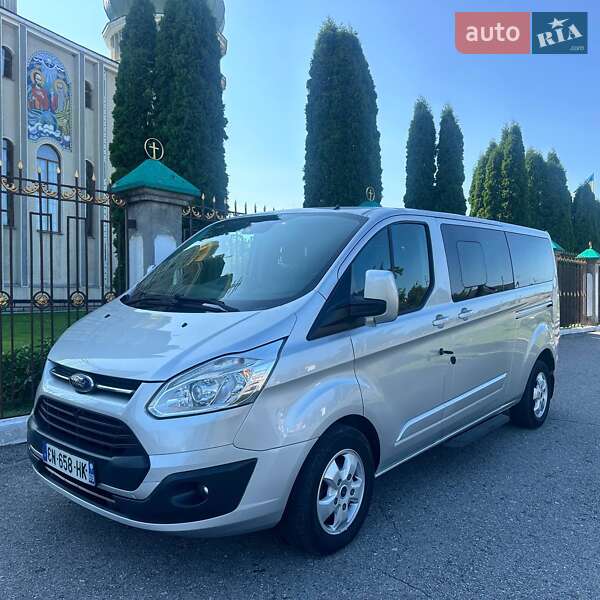 Минивэн Ford Tourneo Custom 2016 в 