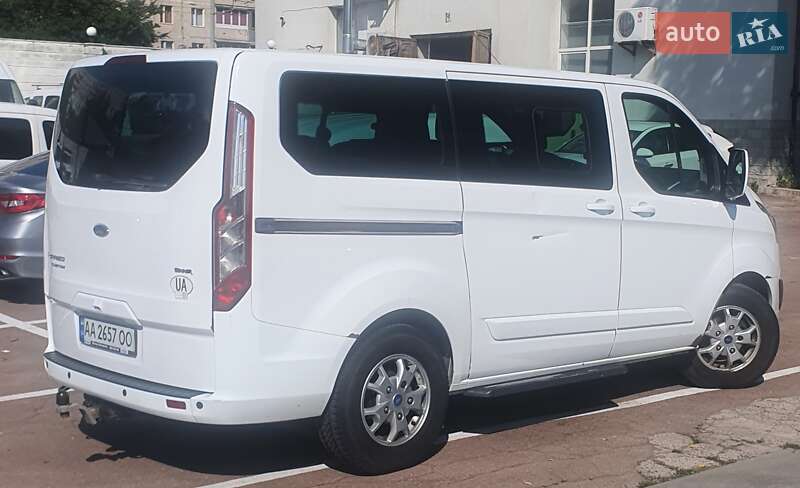 Минивэн Ford Tourneo Custom 2013 в Киеве