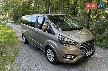 Мінівен Ford Tourneo Custom 2020 в 