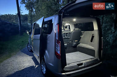 Мінівен Ford Tourneo Custom 2020 в 