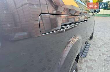 Мінівен Ford Tourneo Custom 2023 в 
