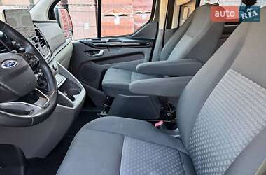 Мінівен Ford Tourneo Custom 2023 в 