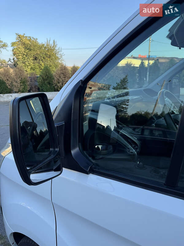 Минивэн Ford Tourneo Custom 2013 в Харькове фото 49 Минивэн Ford Tourneo Custom 2013 в Харькове