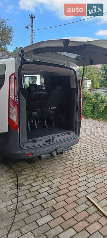 Минивэн Ford Tourneo Custom 2017 в Житомире