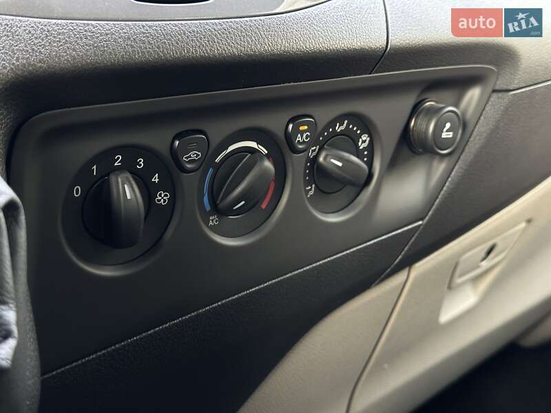 Мінівен Ford Tourneo Custom 2015 в Мукачевому фото 41 Мінівен Ford Tourneo Custom 2015 в Мукачевому