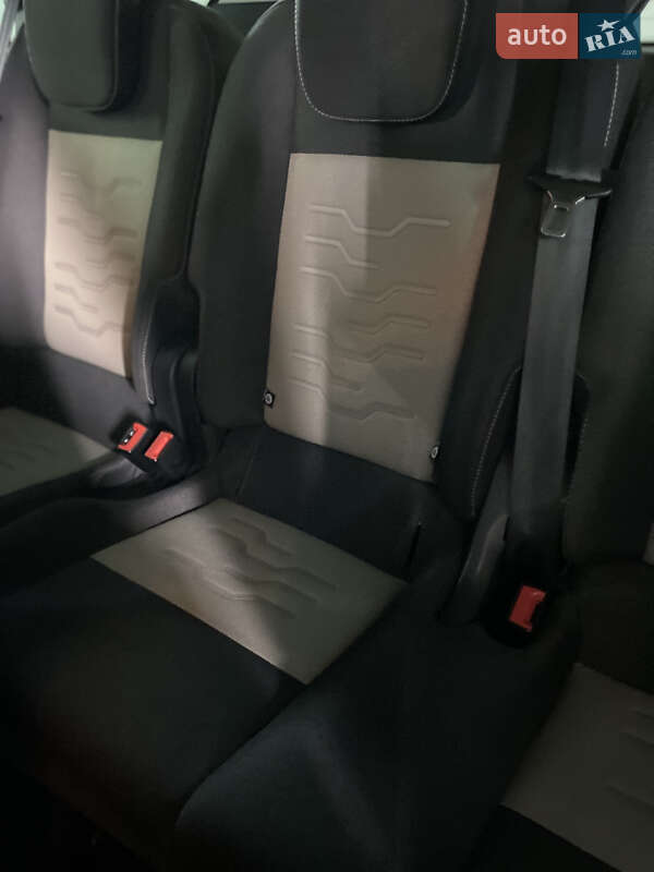 Мінівен Ford Tourneo Custom 2016 в Луцьку фото 36 Мінівен Ford Tourneo Custom 2016 в Луцьку