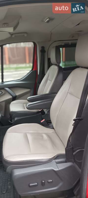 Минивэн Ford Tourneo Custom 2013 в Черкассах