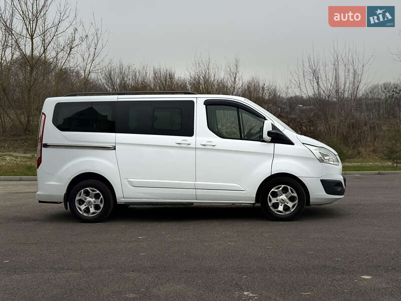 Минивэн Ford Tourneo Custom 2016 в Ровно