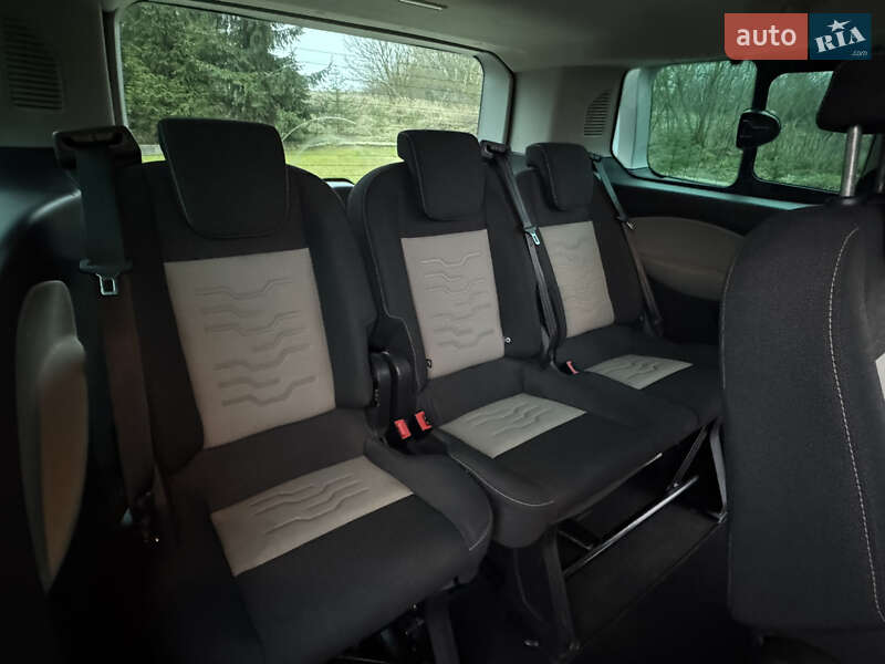 Минивэн Ford Tourneo Custom 2016 в Ровно