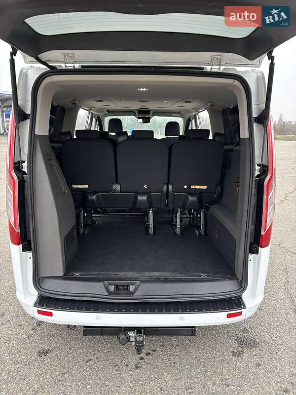 Мінівен Ford Tourneo Custom 2019 в Дніпрі фото 10 Мінівен Ford Tourneo Custom 2019 в Дніпрі