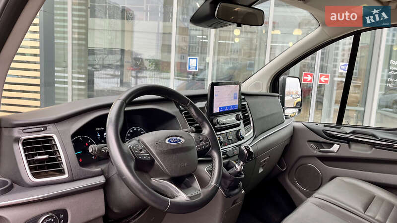 Минивэн Ford Tourneo Custom 2020 в Сваляве фото 8 Минивэн Ford Tourneo Custom 2020 в Сваляве