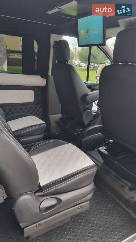 Минивэн Ford Tourneo Custom 2021 в Киеве