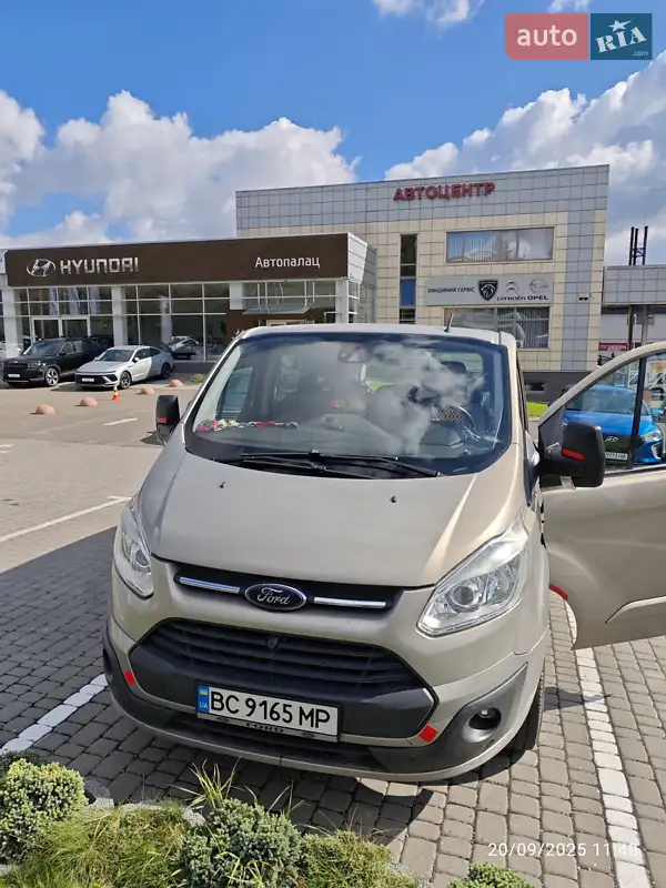 Ford Tourneo Custom