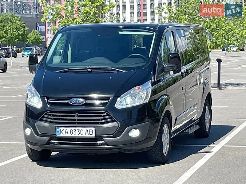 Ford Tourneo Custom 2017