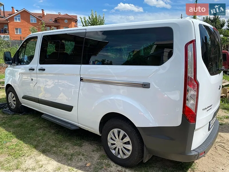Ford Tourneo Custom