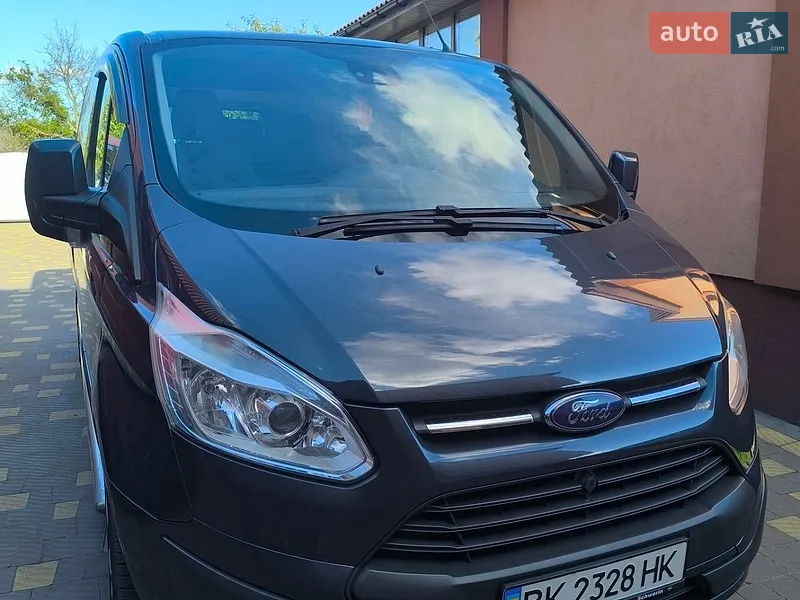 Ford Tourneo Custom