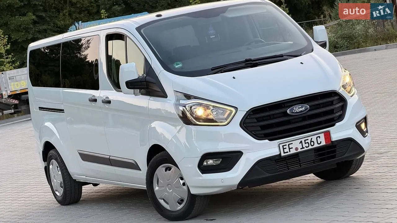 2019 Ford Tourneo Custom - фото 1