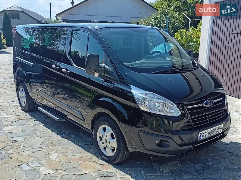 Ford Tourneo Custom