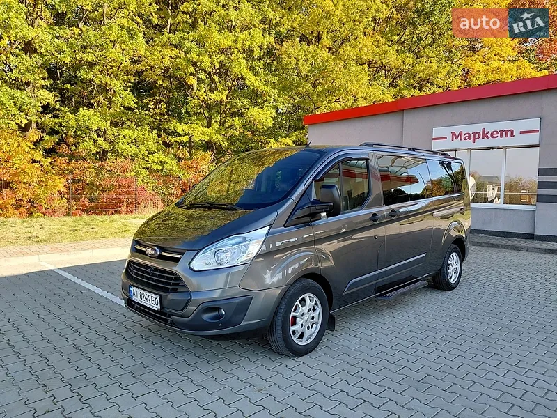 Ford Tourneo Custom