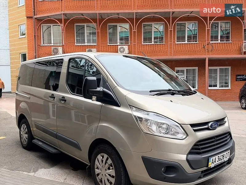 Ford Tourneo Custom 2015