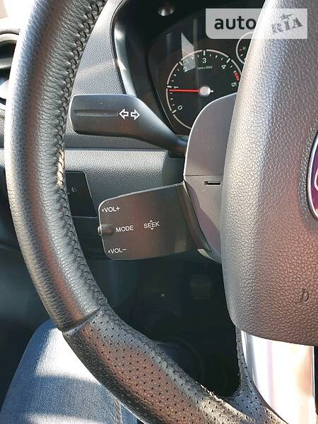 Вантажопасажирський фургон Ford Transit Connect 2012 в Харкові