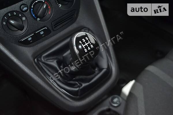 Вантажопасажирський фургон Ford Transit Connect 2015 в Хмельницькому