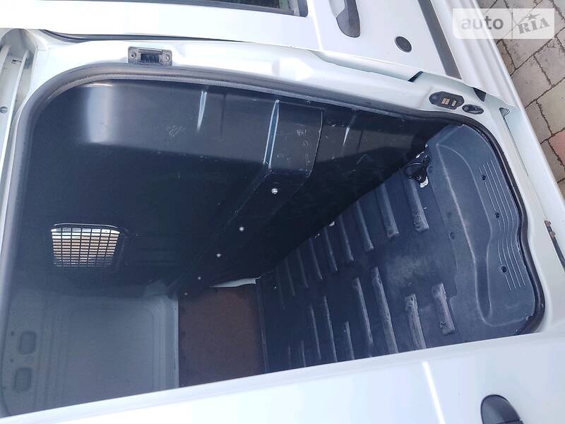 Вантажопасажирський фургон Ford Transit Connect 2012 в Івано-Франківську фото 17 Вантажопасажирський фургон Ford Transit Connect 2012 в Івано-Франківську