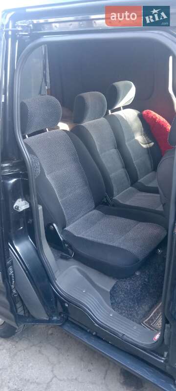 Мінівен Ford Transit Connect 2004 в Переяславі