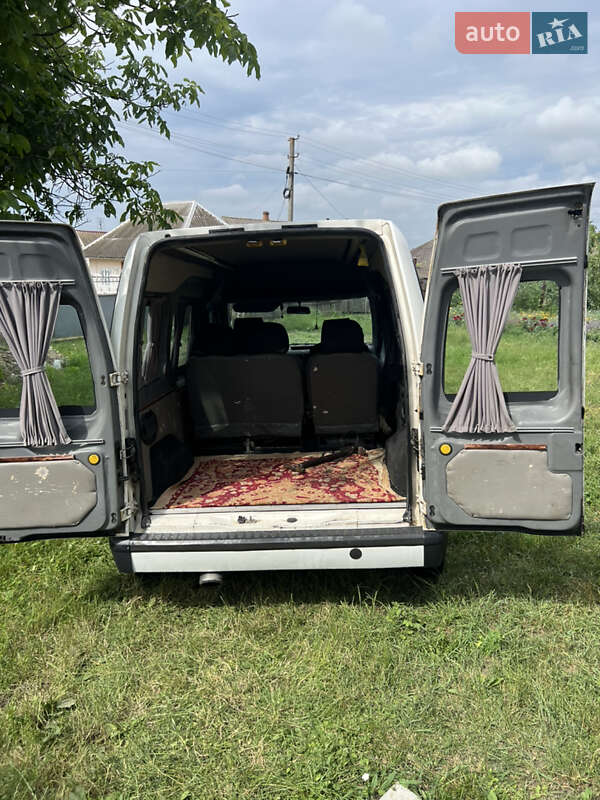 Мінівен Ford Transit Connect 2004 в Чернівцях