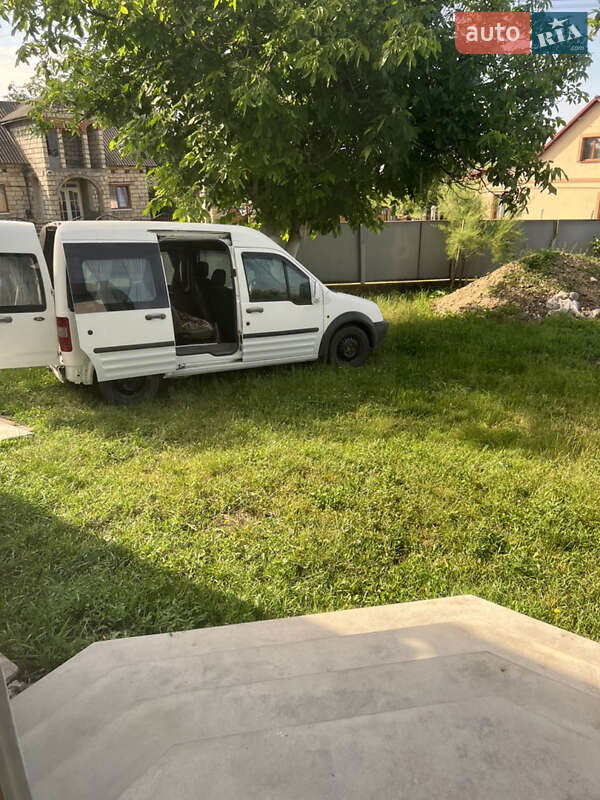 Мінівен Ford Transit Connect 2004 в Чернівцях