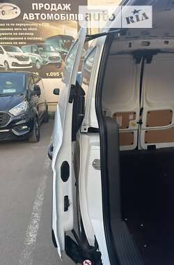 Грузовой фургон Ford Transit Connect 2019 в 
