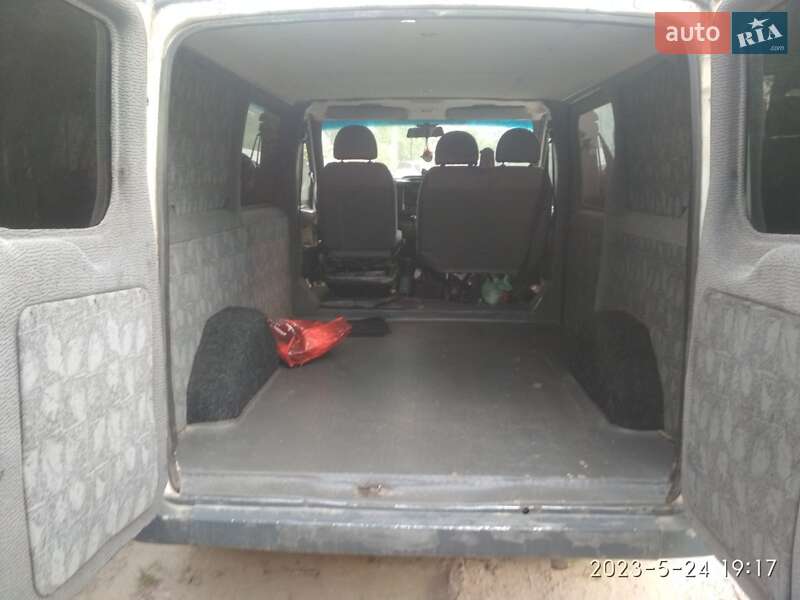 Минивэн Ford Transit Connect 2003 в Львове