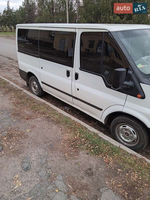 Минивэн Ford Transit Connect 2002 в Братском