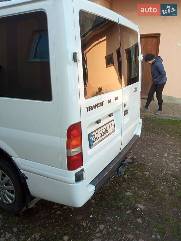 Мінівен Ford Transit Connect 2004 в Мостиській