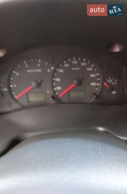 Минивэн Ford Transit Connect 2004 в Мостиске