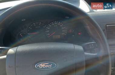Минивэн Ford Transit Connect 2006 в 