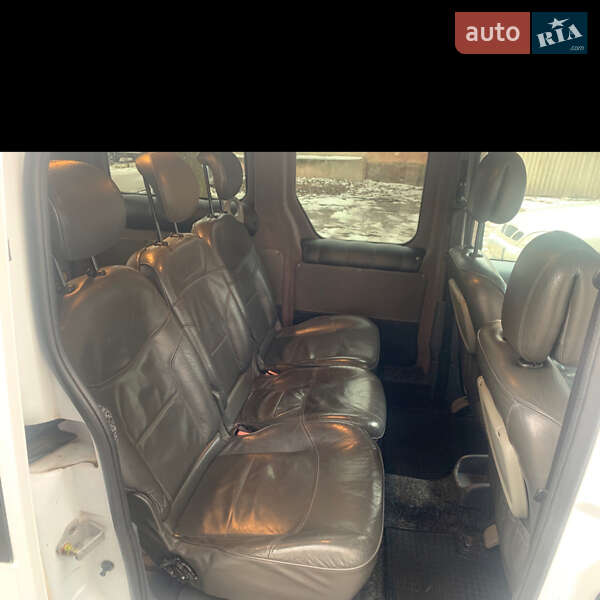 Мінівен Ford Transit Connect 2009 в Житомирі