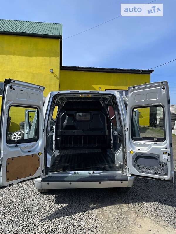 Вантажний фургон Ford Transit Connect 2011 в Костопілі