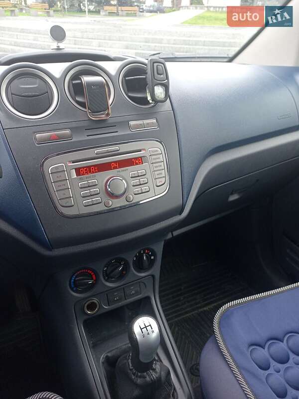 Мінівен Ford Transit Connect 2011 в Житомирі