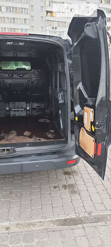 Вантажний фургон Ford Transit Connect 2015 в Львові