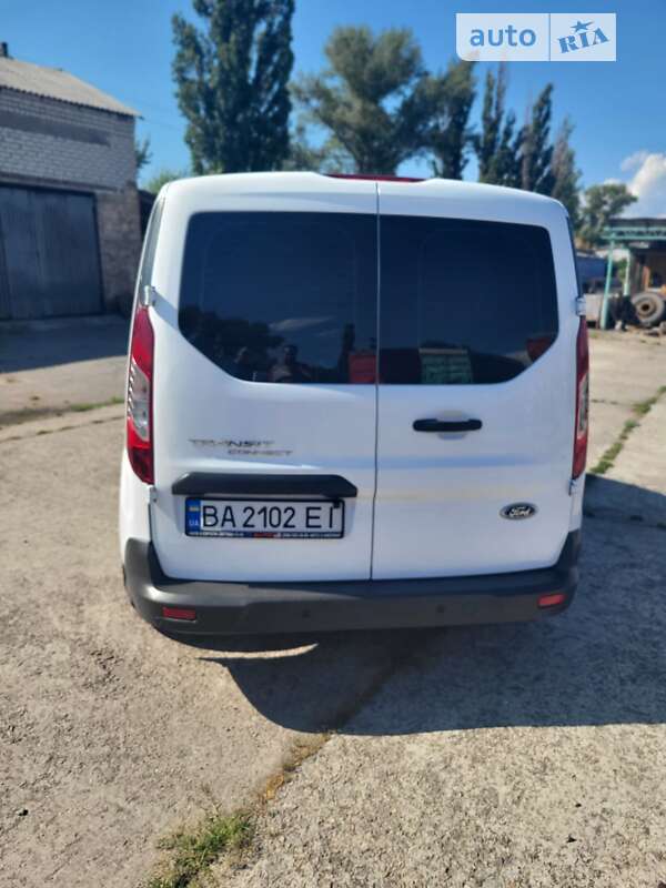 Вантажний фургон Ford Transit Connect 2016 в Світловодську