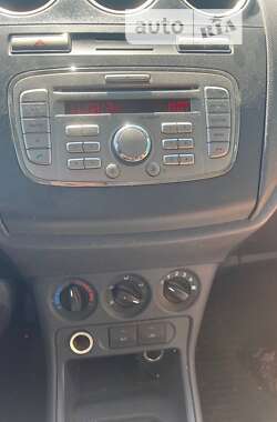 Грузовой фургон Ford Transit Connect 2013 в 
