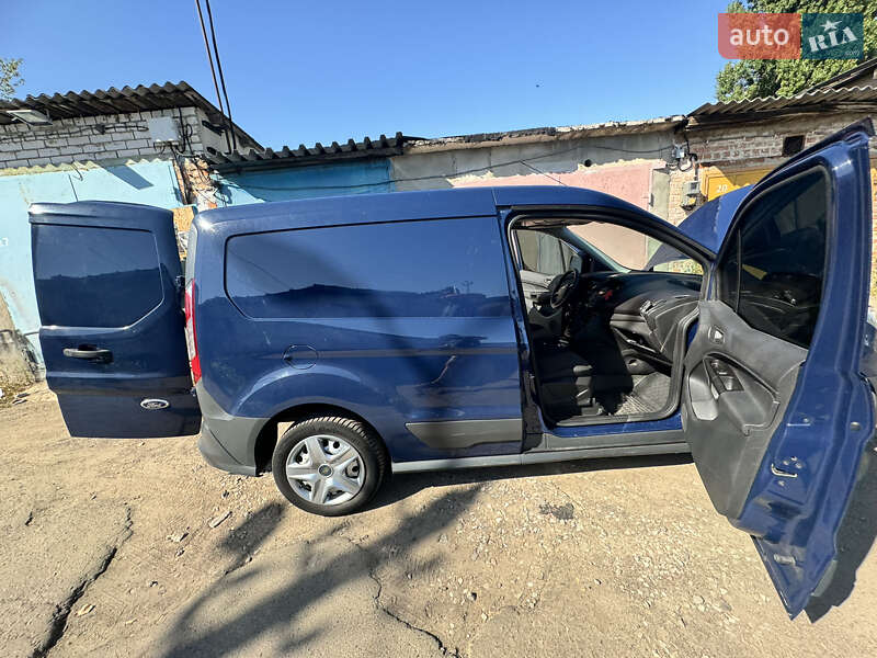 Грузопассажирский фургон Ford Transit Connect 2015 в Житомире