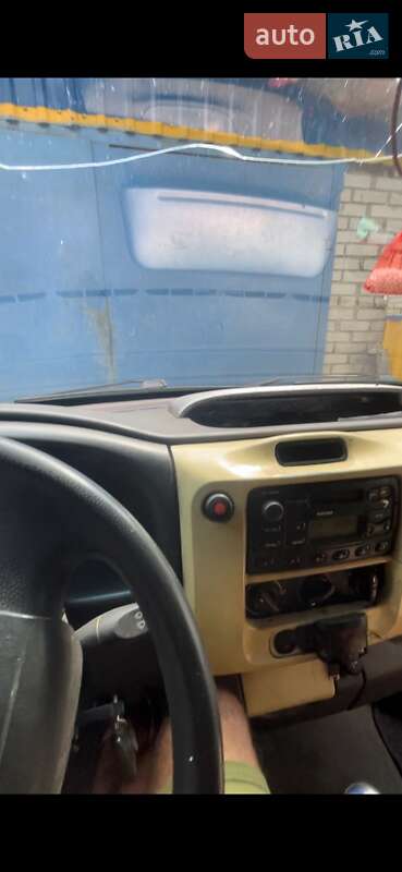 Минивэн Ford Transit Connect 2004 в Виннице