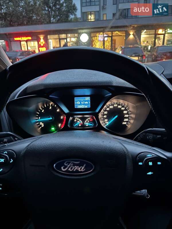 Мінівен Ford Transit Connect 2014 в Дніпрі