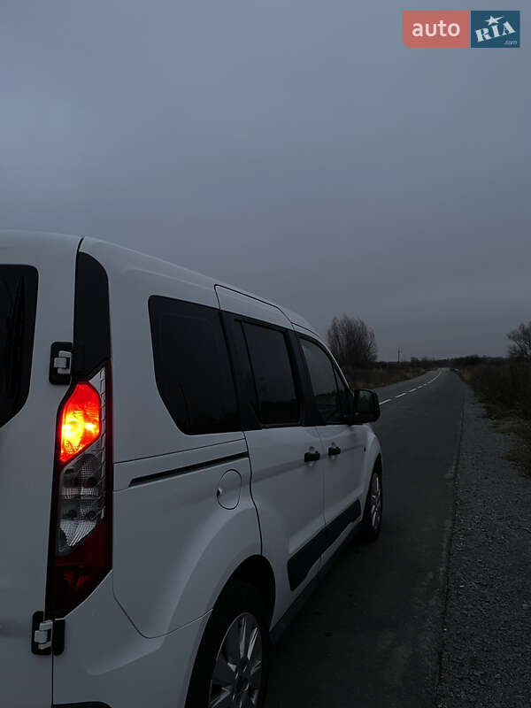 Мінівен Ford Transit Connect 2015 в Львові
