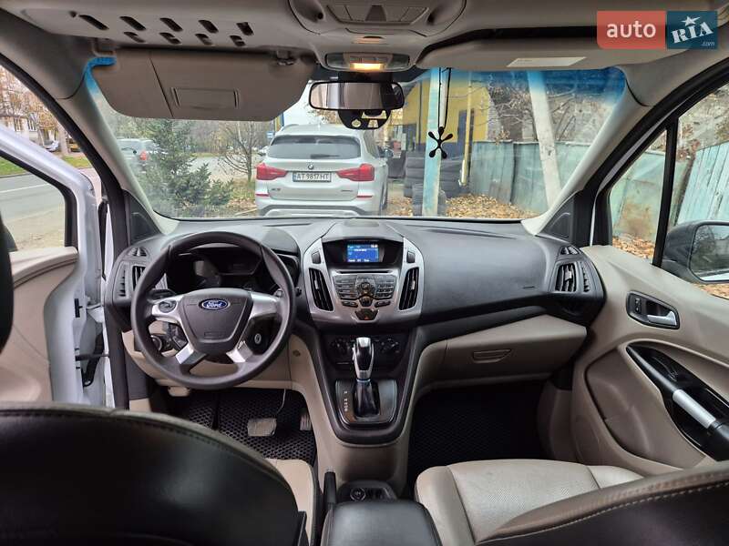 Минивэн Ford Transit Connect 2015 в Ивано-Франковске