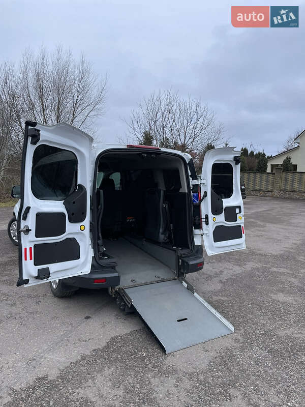 Мінівен Ford Transit Connect 2015 в 