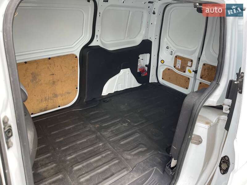 Вантажний фургон Ford Transit Connect 2016 в Львові
